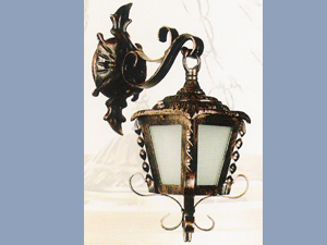 Tekli Aşşağı Bakan Dış Mekan Aplik