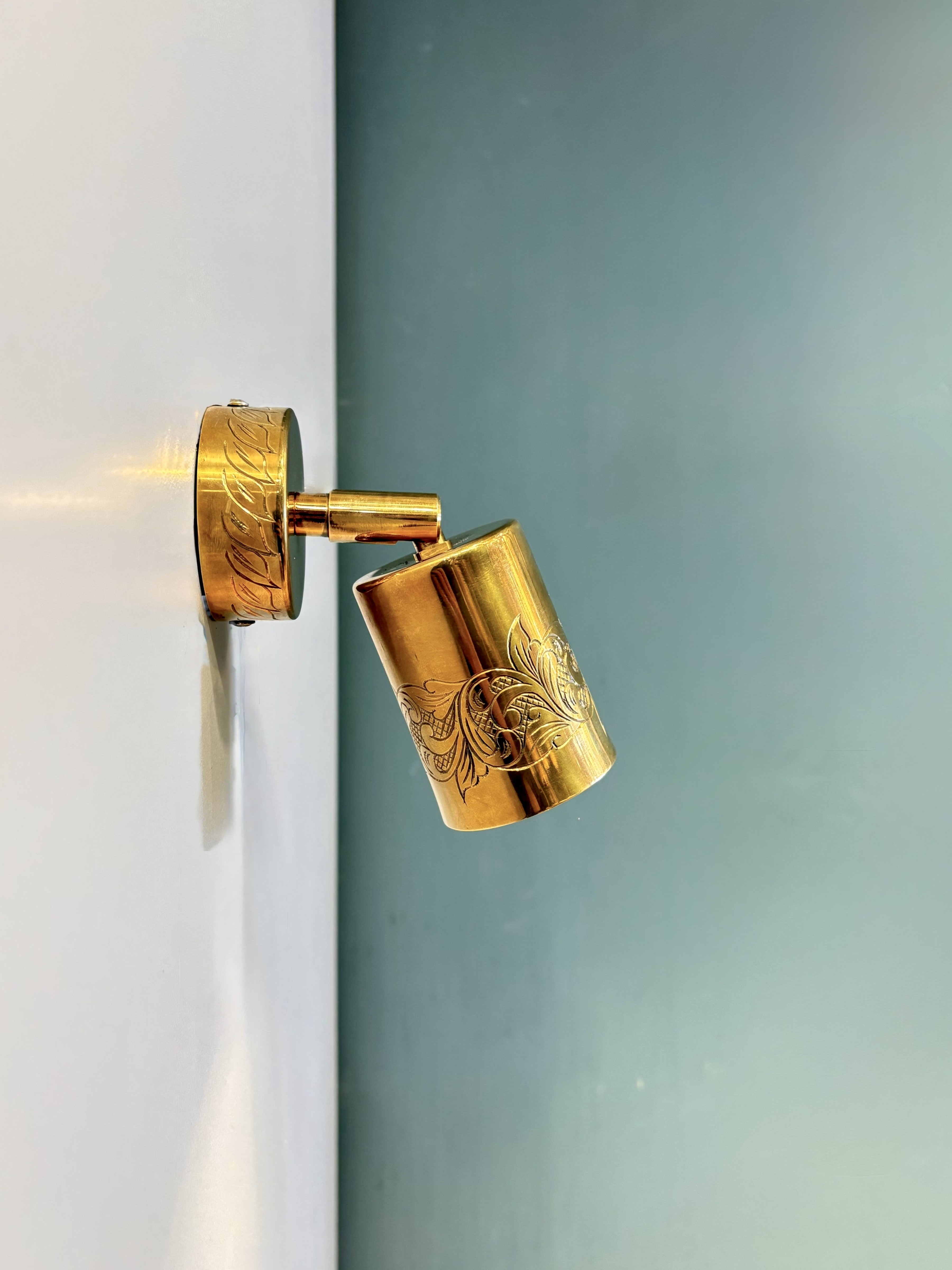 Brest Hand Carved Brass Spot Sconce
