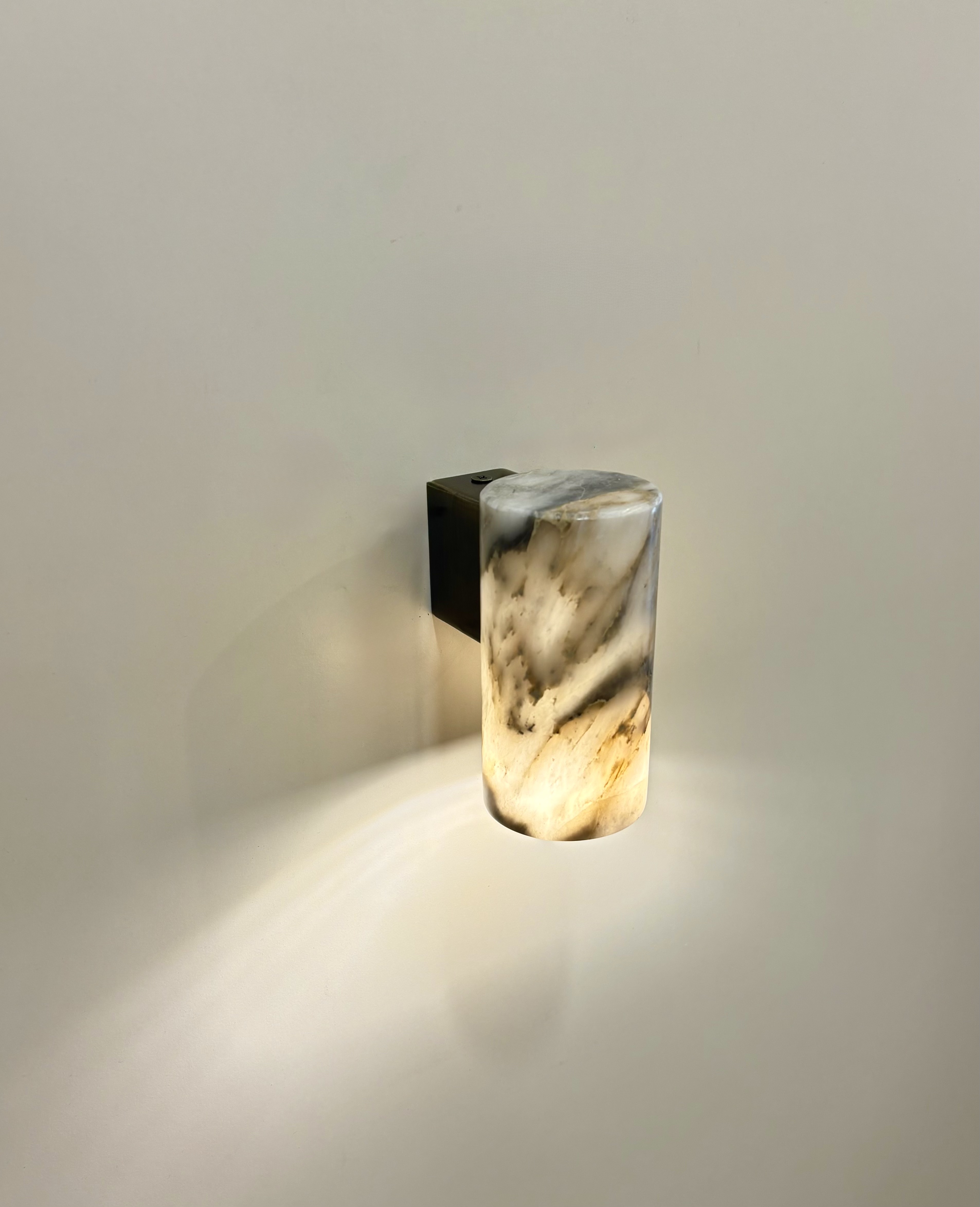 CONEGLI Marble Wall Sconce