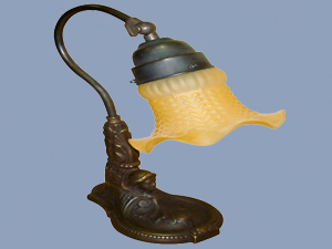 Dully Table Lamp