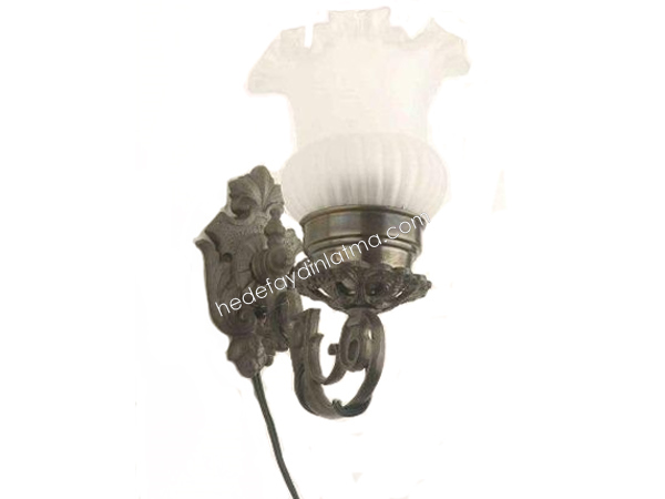 Classic Table Lamp