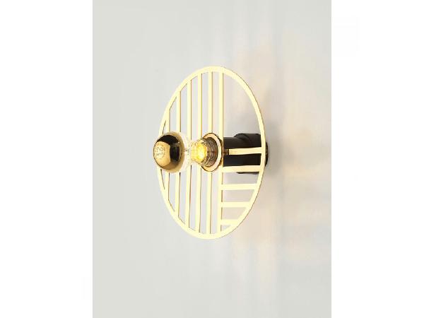 Line Sconce