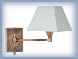 Lui-3 Lamp