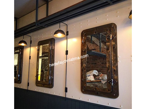 Lungo Wall Sconce