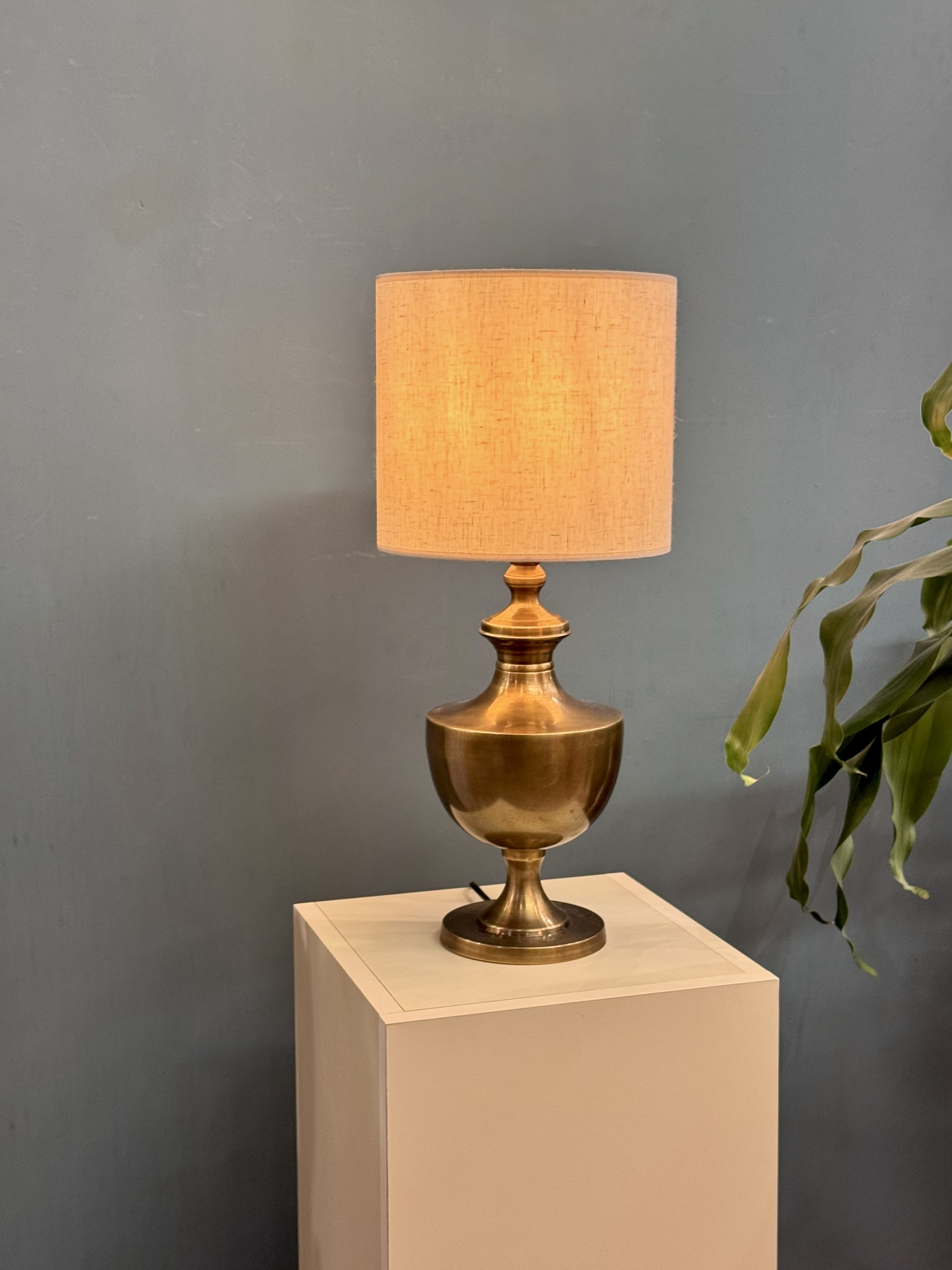 Macas Handmade Antique Brass Table Lamp