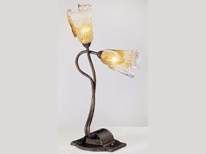 Monýo  Table Lamp
