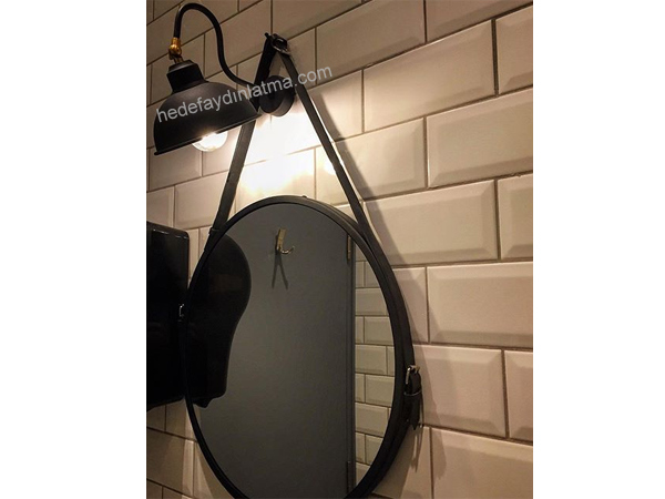 Small Swan Sconce